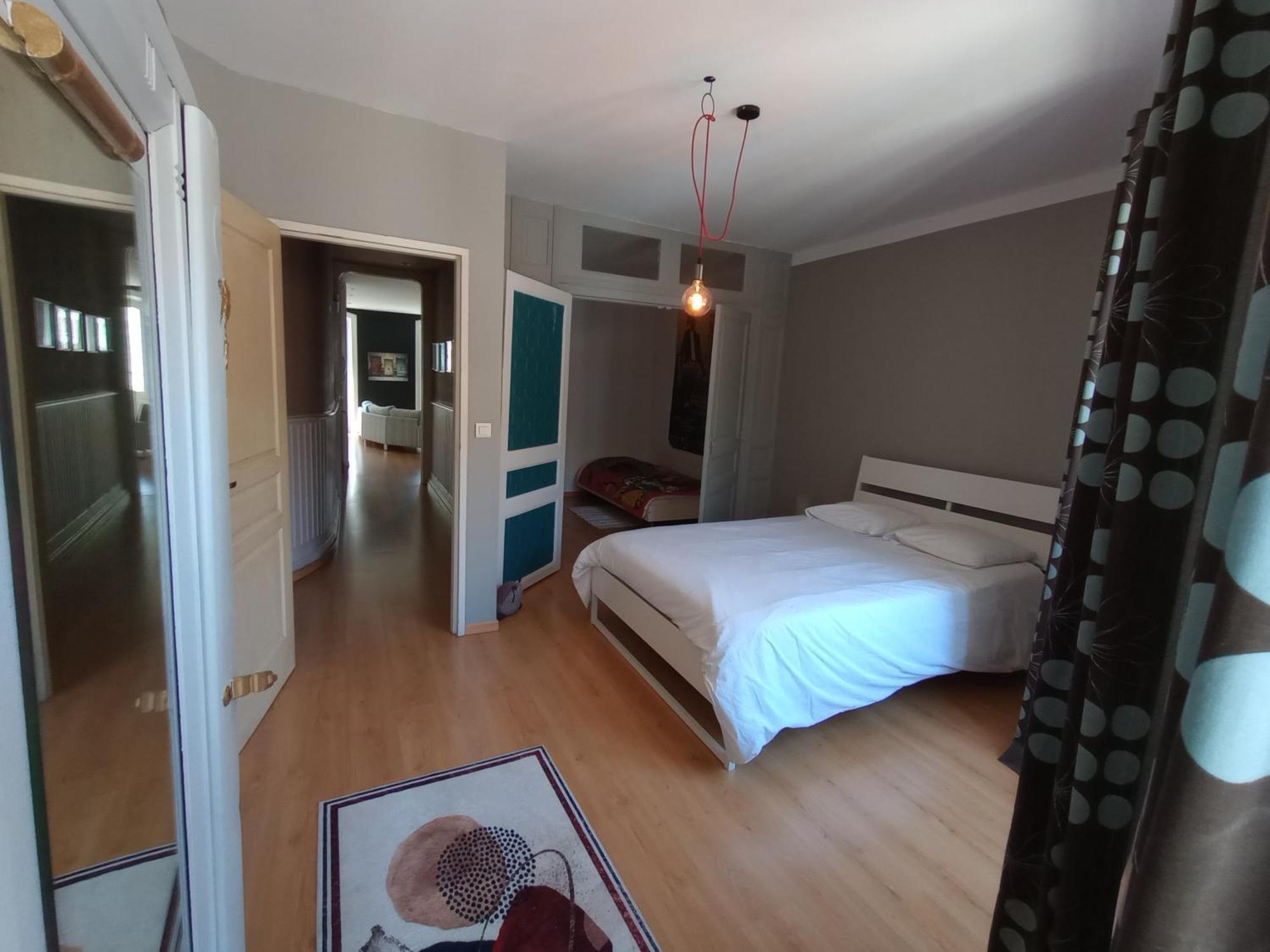 Tulle : Bel Appartement Lumineux En Centre Ville Exteriör bild